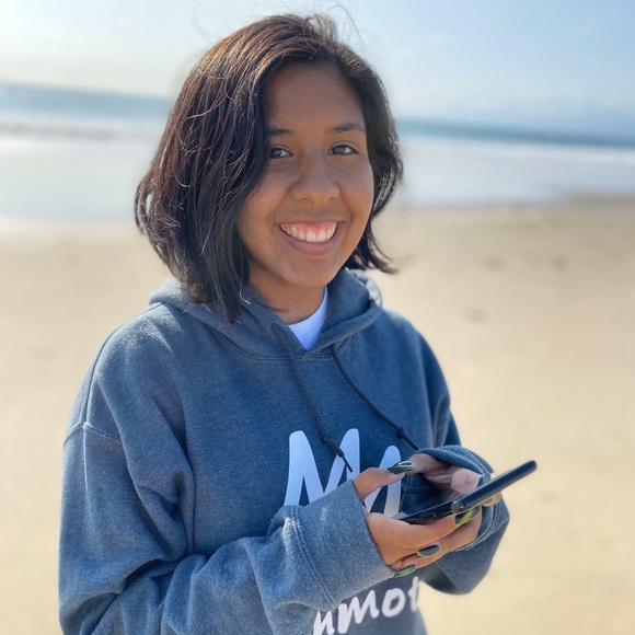 Meet the Posher - Picture 2 of 5